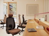Ergonomická kancelářská židle Pace 101SFL v open space