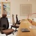 Ergonomická kancelářská židle Pace 101SFL v open space